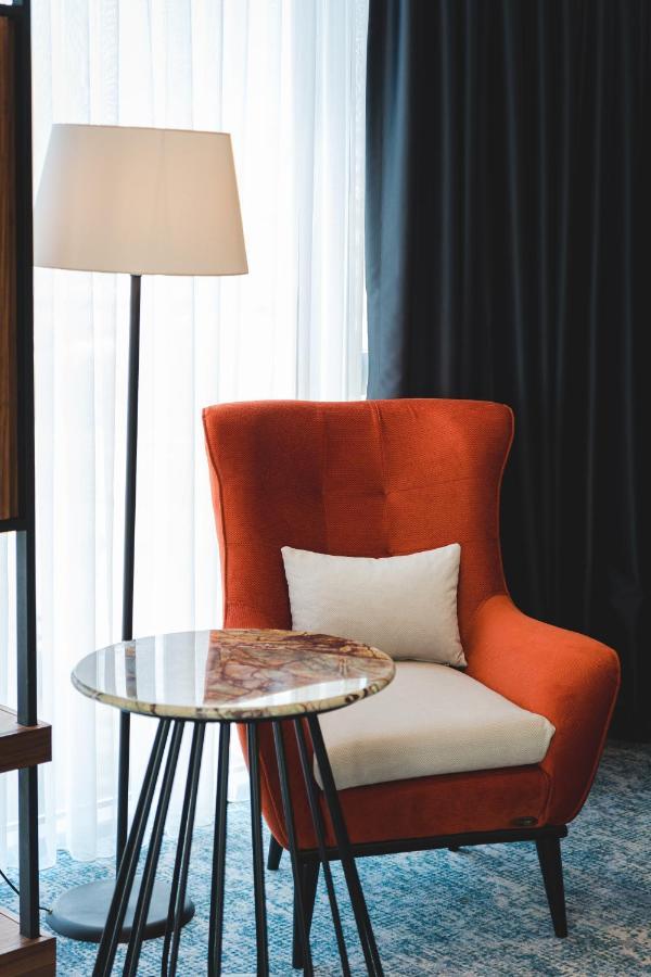 Bristol Hotel ポドゴリツァ エクステリア 写真